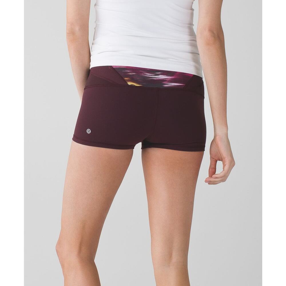 Lululemon Boogie Short Roll Down Full-On Luon Bordeaux Drama Berry Maroon Size 8 - Picture 10 of 16